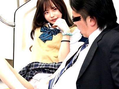 ＜最終電車＞「まさかの・・・！」痴女と2人きり！パンチラしてくる小悪魔女子にフル勃起でエロ行為すんだろ(無料エロ動画)