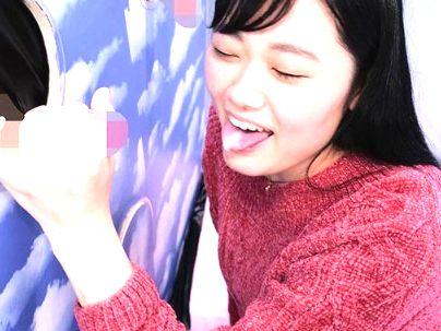 ＜大学生カップル＞「え？間違えなの？！」彼氏のチ○ポ当てゲームに挑戦シチャウ！失敗してエロ行為シチャウゾ(無料エロ動画)