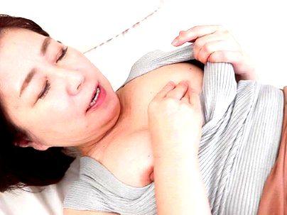 ＜ババア、＞「息子の為にだと！アナルを解禁すんのか？！」愛情たっぷりのマッマ！息子には肛門をあげちゃうぞ(アダルト動画)