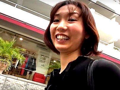 ＜可愛らしい人妻＞「ババア、欲求不満ｗｗ！！」貧乳ちっぱい四十路熟女！ホテルで浮気禁断行為発展シチャウゾ(無料エロ動画)