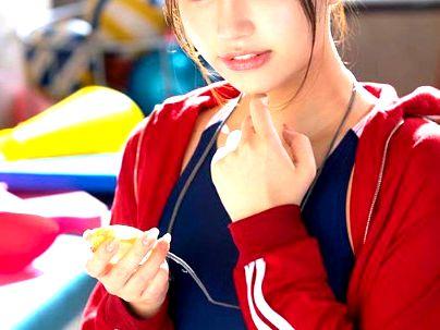 ＜水泳部女子マネージャー＞「かわええｗW！」クッソ可愛い美少女マネジャー！オチンポジュポフェラシテクレチャウ(エロ動画)
