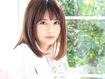 ＜朝比奈ななせ＞「ｈしたいの…♡！」あどけなさが残る19歳の美少女！芸能人クラスがＡＶ出演決めちゃうぞ！