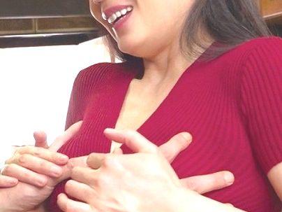 ＜文学系の母親＞「欲しいのよ…♡そ・れ・が・」息子の友達を抵抗できないようにして・・痴女行為シテクレチャウ(無料エロ動画)