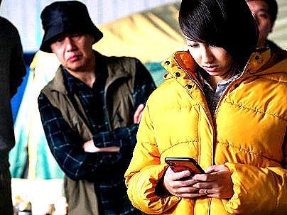 ＜NTR！＞「この奥さんがいいねｗ！」町内会のオヤジたちに狙われてしまった奥さん！キャンプで輪姦浮気性交させられる！
