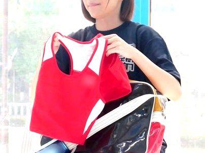＜マジックミラー号＞「これ着替えるんですか？！」腹筋陸上部女子が膣圧測定！なし崩し的にエロ行為持ち込んじゃう！