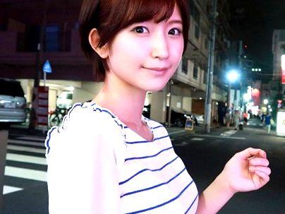＜流出＞「(ﾟ∀ﾟ)ｷﾀｺﾚ!!」シロウトお持ち帰り！ショートカット滅茶苦茶カワイ子ちゃんがハメ撮りエチエチシチャウゾ！