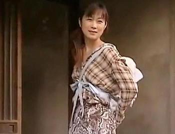 【ヘンリー塚本】生まれた赤子は義父の子！同居する嫁と義父が間違いを起こしてしまう！