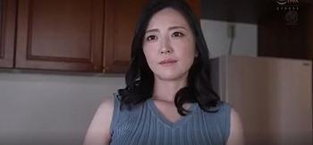 ”私のアソコで受け止めてあげる”娘の旦那が禁欲中で肉棒をパンパンに腫らしてたので処理のお手伝いをしてあげた〈木下凛々子〉