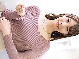 【人妻ナンパ】主人とセックスレスだという奥様！お子さんが2人いる美人ママがオマンコにバイブ挿入される！