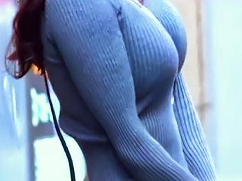 タイトニット爆乳ってマジエロいやんｗｗｗｗｗ性欲激しい人妻はワンチャン狙い？！真っ昼間から他人棒を咥え込む不貞妻♪