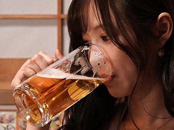 【元カレとの浮気♡】 美乳スレンダーな清楚系お姉さんが飲みすぎて元カレとエッチな世界に！ 隠し撮りされた禁断の瞬間！