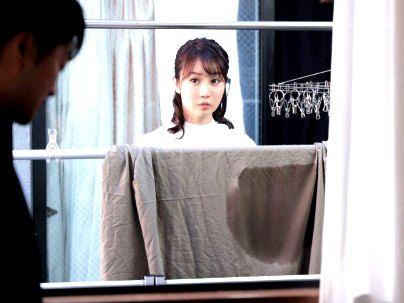 ＜隣の美人奥様！＞「ド淫乱人妻、登場！」シーツを洗濯に出すほどの潮吹きだと！勿論やっちゃうぞ！(無料エロ動画)