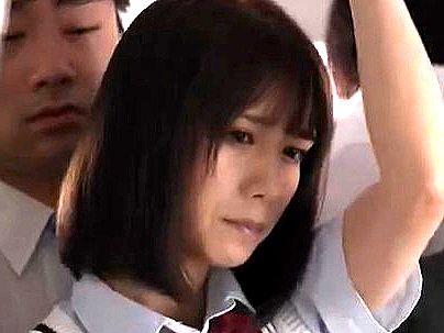 ＜電車痴●＞「ハマっちゃた…♡！」初めてサレた快感求めた制服女子！可愛い女子の結末がヤバイことに！！