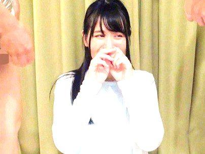 ＜ガチナンパ！＞「え～？二人ですか？」優しい天使みたいなナース！童貞3重苦男子と３Pエロ行為シチャウゾ(無料エロ動画)