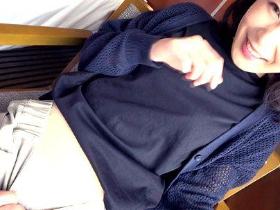 ＜美魔女ナンパ＞「40歳？ウソだろ！」色気半端ない美人奥さん！そんな奥さんに熟女にズブリッと挿入！(アダルト動画)
