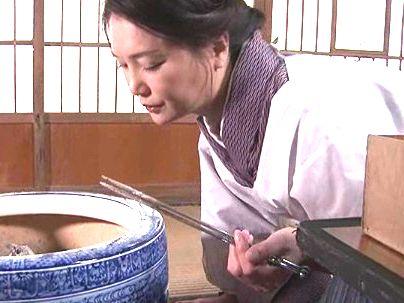 ＜ヘンリー塚本＞「エロドラマが最高でしょｗＷ！」今も昔も変わらない！ババア、も若者もチンポ求めるぞ(無料エロ動画)
