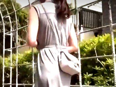 ＜マジックミラー号＞「 20代の人妻？最高でしょｗＷ！」マキシワンピの若い奥さん！MM号で電マ当てられてもだえるゾ！