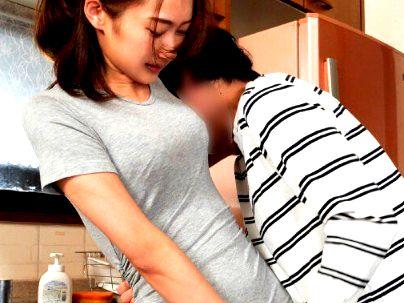 ＜義母に欲情っすｗ！＞「だ、ダメよ…こんな事、あ・・ん！」色気半端ない義母に股間が我慢限界！ヤル、ただそれだけ！！