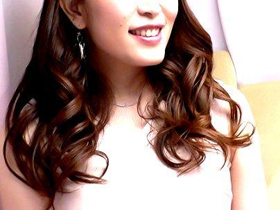 ＜Gカップだとよｗ＞「結香さん 36歳、登場！」上品ぶってる奥さん！昼間から男遊び楽しんじゃうぞ(アダルト動画)