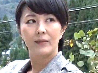 ＜ヘンリー塚本＞「ほしいの…♡！」欲求不満すぎる奥さん！旦那を余裕で裏切る浮氣ファックしてっゾ(アダルト動画)