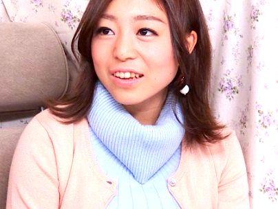 ＜素人妻ナンパ＞「ん？まあまあだな！」セレブぶってる奥さんゲッツ！種付け膣内発射中出しになっゾ(アダルト動画)
