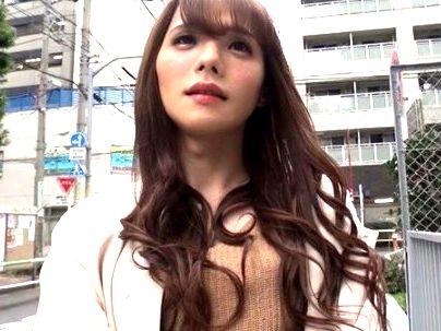 ＜ナンパ企画＞「？？ん？男だろ！」ナンパした子がまさかのニューハーフ！まいっか！やっちゃうぞ(アダルト動画)