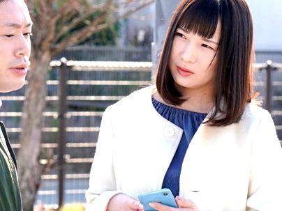 ＜取引先との旅行＞「ダメなの…夫がいるのに！」清楚系の奥さん！男たちに抱かれもだえ感じる(無料エロ動画)