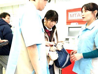 ＜万引き娘＞「ちょ？私の娘です！」パートのオバサン熟女ママ！身代わり言いなり肉奴●でヤラレマクリ(無料エロ動