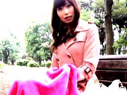 ＜人妻！＞「28歳？まじかよ？？」レスで欲求不満すぎる奥さん！他人棒余裕でネトラレｓｅｘになっとる(アダルト動画)