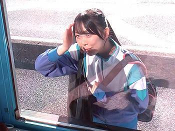 【素人ナンパ】これってアレですよね‥知ってますww賞金獲得を目指しスクワットしていたJK美少女が電マで痙攣お漏らし潮吹き