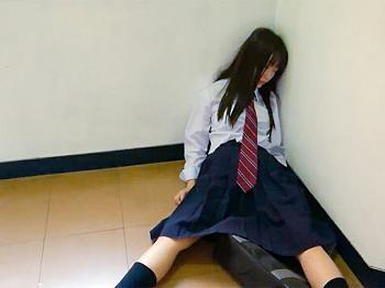 【クソガキJK×復讐レイプ】「マジで！くっさいぃぃぃぃ！」嘲笑したDQNホームレスのチンカスまみれ汚チンポ襲撃に号泣絶叫