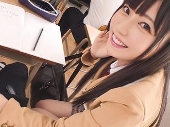 【制服JK】父親の再婚で出来たロリ可愛い美少女な姉がドS痴女な同級生の女子校生で…授業中に手コキ＆自宅の風呂で近親相姦