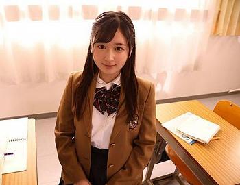 【女子高生】「Hな事考えてるでしょ♡」めちゃカワでHなJKと学校でヤリまくり！自分から積極的にチ●ポをペロペロ！
