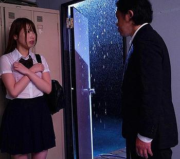 異常な性癖を持つ教師に薬で眠らされ肉棒ぶち込まれる！写真で脅迫され抵抗できず言いなりのまま辱めを受ける