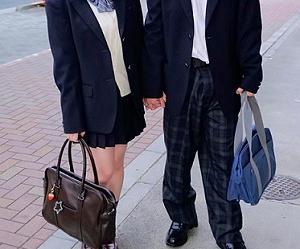 《女子校生中出し》美少女JKが振りまく色気を余すことなく曝け出しながら濃厚すぎるSexに酔いしれる