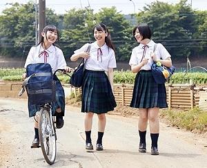 《素人ナンパ騎乗位》美少女JKが溢れる色気を余すことなく曝け出しながら濃厚すぎるSexに酔いしれる