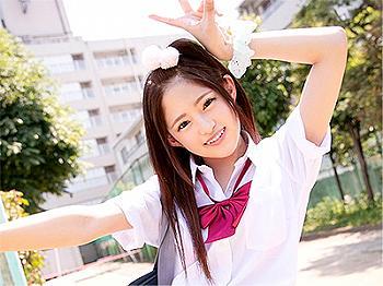 「絶対にイヤッ！！」友達に騙されSNSで募集したキモ中年男達に差し出されハメられるギャルJK！孕ませザーメン膣内射精！