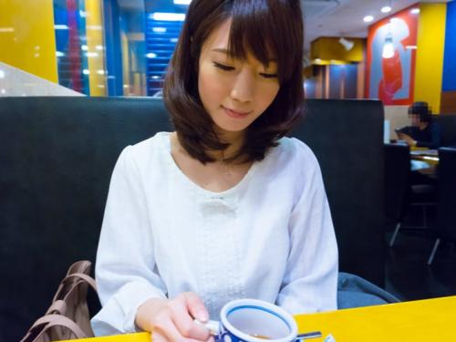 【人妻×ナンパ×中出し】清楚系の奥様も夜にご不満をお持ちのようです…徹底したヒアリングでアソコも開放、絶頂してもらおう！