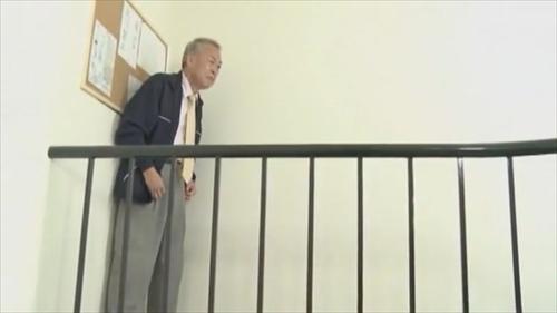 視聴者の警告は、無視してください。