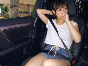 童顔ルックスと巨乳のギャップに即勃起！！オイルパイズリ＆イラマチオから乳揺れセックスで顔射昇天する素人娘