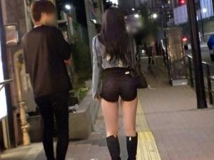 【素人ナンパ】「我慢できなかった…」電マ+手マンで大量潮吹き！！華奢な体でセックス大好きな美少女とお漏らしファック