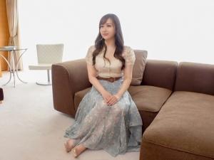 「40代です…中学校の教師です…」アラフォーシングルマザー女教師がまさかのAV出演！！熟れ始めの欲求不満ボディを独占！！