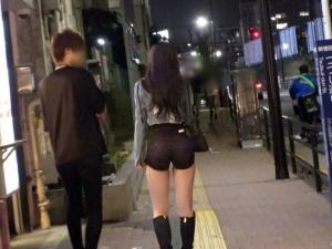 【素人ナンパ】アイドル顔負けの美少女キター！！電マ攻めから恥ずかしい潮吹き→ノーハンドフェラから強烈ピストンであえぐ！！