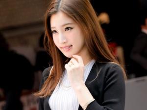 【人妻ナンパ】「気持ちいい…もっと…もっと！！」他人棒ピストンひたすら懇願しドピュッと中出しまでされてしまうガチ美人妻！！