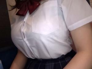「自由にしていい？」はい…」はちきれんばかりの美巨乳おっぱい！！令和の女子●生と犯罪確定のハメ撮りセックス！！