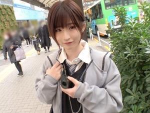 【素人ナンパ】148cmのミニマム女子捕獲！！脱がせてみると超真っ白な肌＆美乳が背徳的すぎる美少女とその日の内に…