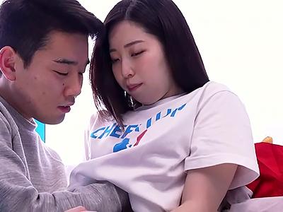 【MM号】官能と情熱の幕開け！チアガールさんギンギンな肉棒挿入で子宮ガンパコされてイキまくりなんだがｗｗｗ