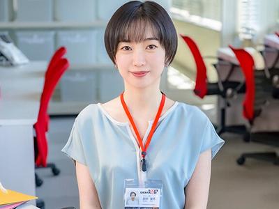 〔素人×騎乗位〕デザイン部の氷のような美貌を持つ女子さんが激烈な愛撫で狂おしく絶頂を迎え続ける！ｗｗｗ