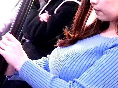＜爆乳娘＞「ヤメテクダサイ…助けて！」いつも同じ時間に乗車する女子！連日絶頂痴●されちゃうぞ！