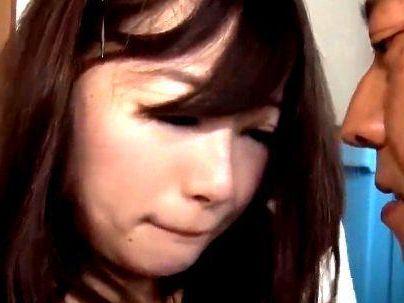 ＜ノーブラ！＞「我慢限界でしょｗW！」色気ムンムン美人若妻！ゴミ捨て場で発見してやっちゃうよｗ！(無料エロ動画)